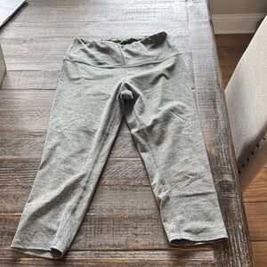 Zobha Heather Gray Kids Capri Leggings